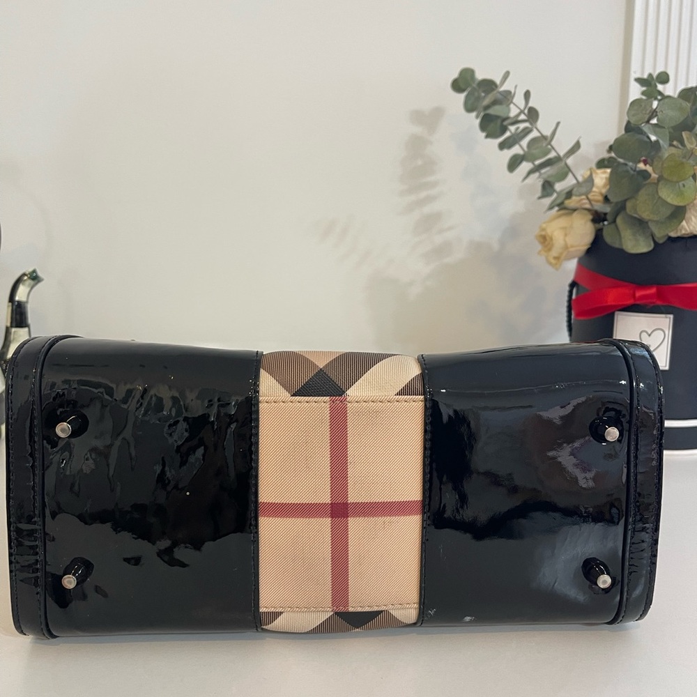 Burberry Classic Nova Check Bag Black - Picture 12 of 16